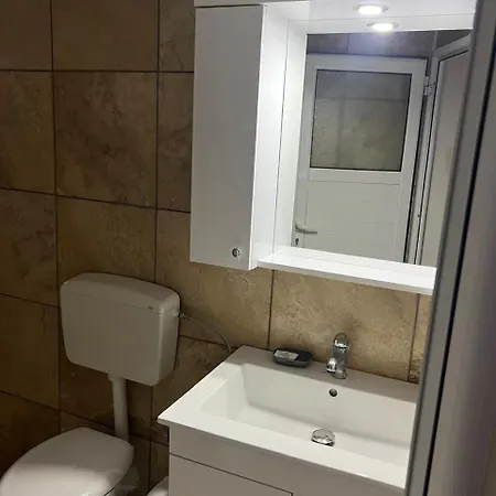 Appartamento Gjicali *